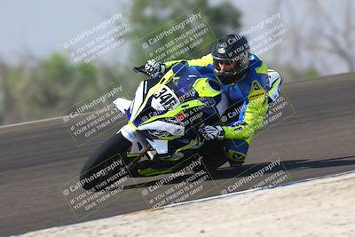 media/Sep-20-2025-TrackDaz (Sat) [[27f0cde673]]/A Group/11am (Turn 2)/